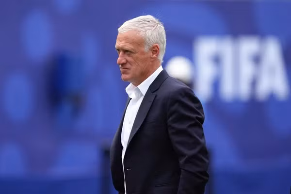 Tuyển Pháp chấn động khi HLV Didier Deschamps rời World Cup 