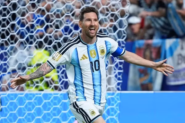 Tiệc sinh nhật đầy cảm xúc của Messi tại World Cup 2026
