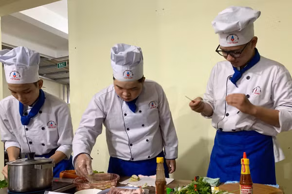 Cuộc thi được thiết kế để kiểm tra kỹ năng chuyên môn và sự sáng tạo.