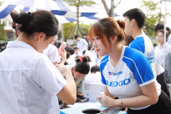 Ngày hội nhằm tư vấn, hỗ trợ và chăm sóc sức khỏe tinh thần, giúp học sinh giải tỏa áp lực mùa thi.