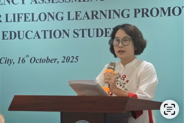 TS Lê Thị Mỹ Hà phát biểu tại hội thảo.