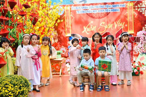 Trường Tiểu học Đinh Tiên Hoàng tổ chức Hội Xuân năm 2026 với chủ đề “Xuân sum vầy”