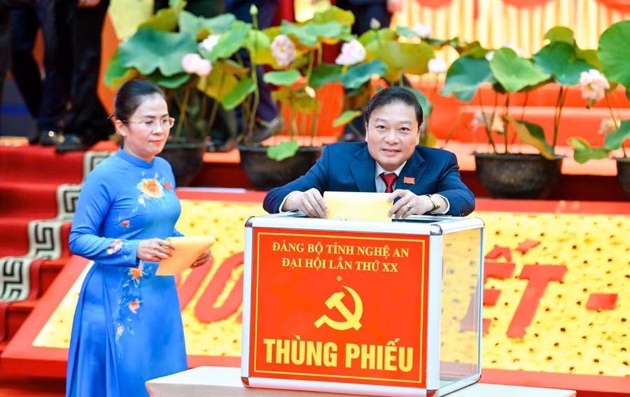 ban-chap-hanh-dang-bo-tinh-nghe-an-1.jpg