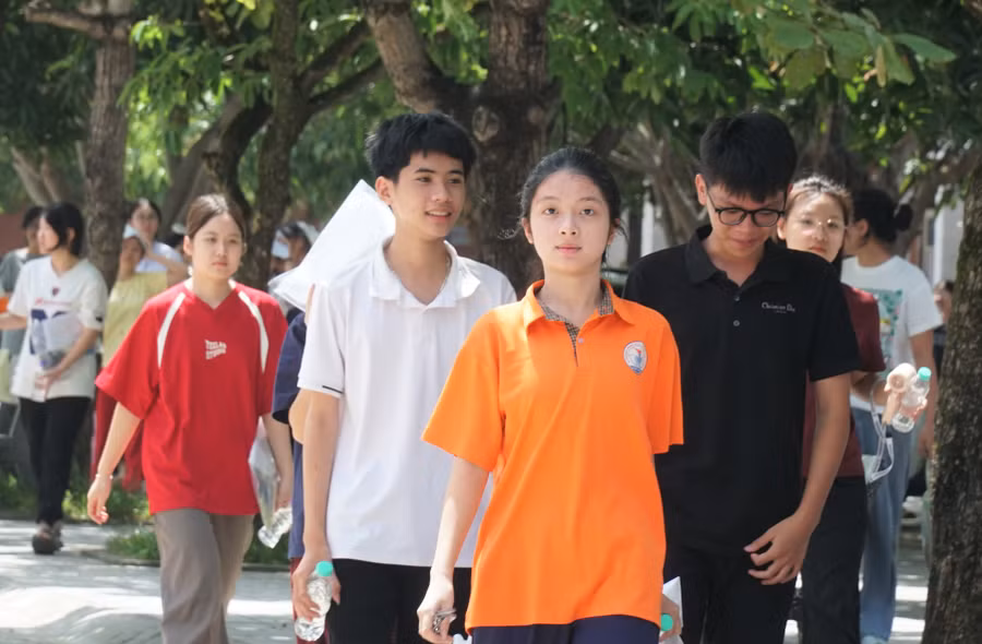 thi-lop-10-nghe-an-mon-ngu-van-2.jpg