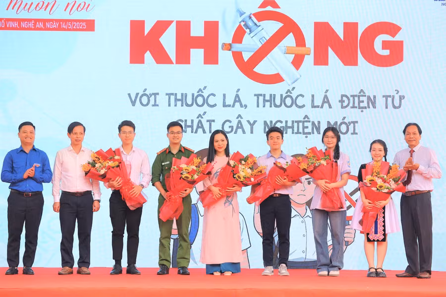 noi-khong-voi-thuoc-la-dien-tu-6.jpg