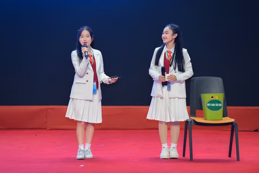tieng-noi-xanh-1.jpg