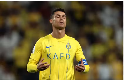 C.Ronaldo khó trở lại đội bóng cũ Sporting CP.