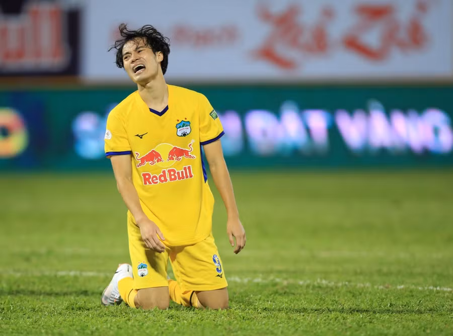 Văn Toàn vẫn chưa có được bàn thắng nào ở V.League 2022