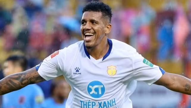 Andre Luiz nhận án phạt vì dàn xếp tỷ số ở Serie B của Brazil trong năm 2022.