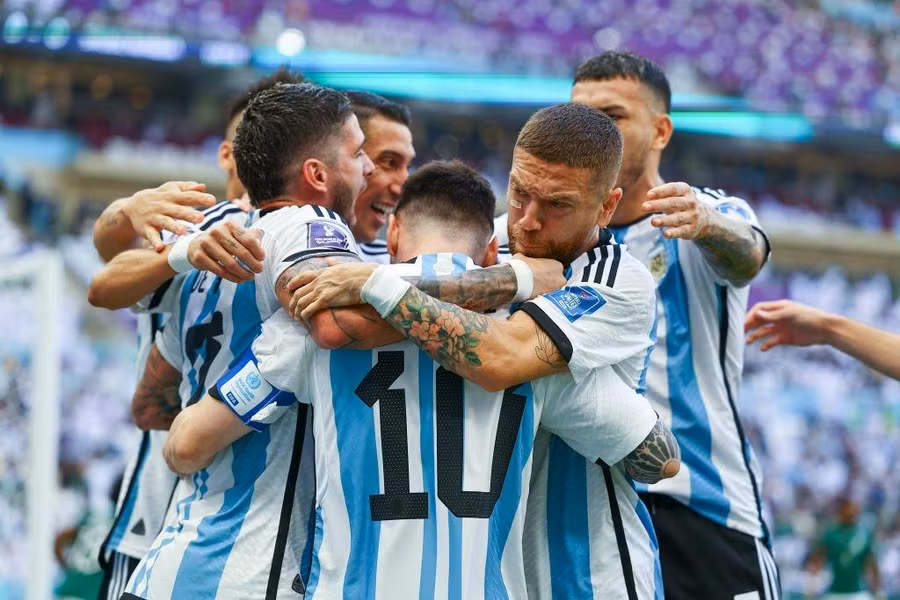 Argentina thua sốc Ả Rập Xê-út ở trận mở màn World Cup 2022.