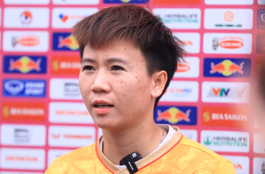 Tuyết Dung quyết tâm cùng tuyển Việt Nam thi đấu tốt ở World Cup.