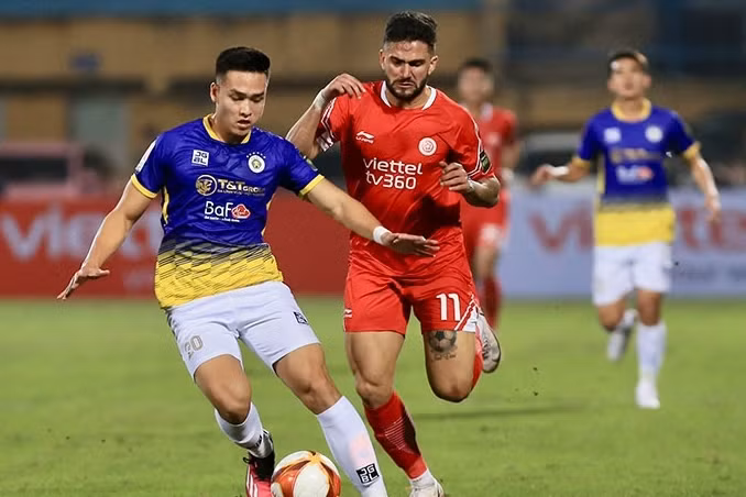 Hà Nội FC cân nhắc lựa chọn SVĐ Hà Đông làm sân nhà ở mùa giải tới.