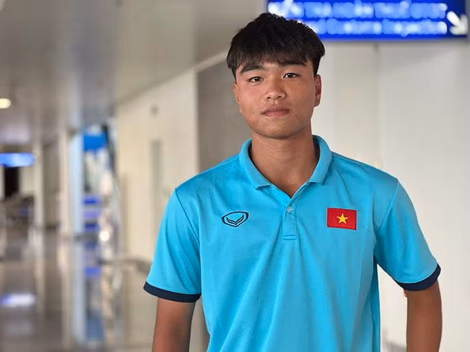 Công Phương quyết tâm cùng đồng đội giành vé vào chung kết U16 Đông Nam Á.