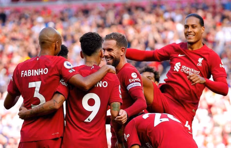 Liverpool được dự báo sẽ đánh bại Wolves trong khuôn khổ trận đá bù vòng 7 Ngoại hạng Anh.