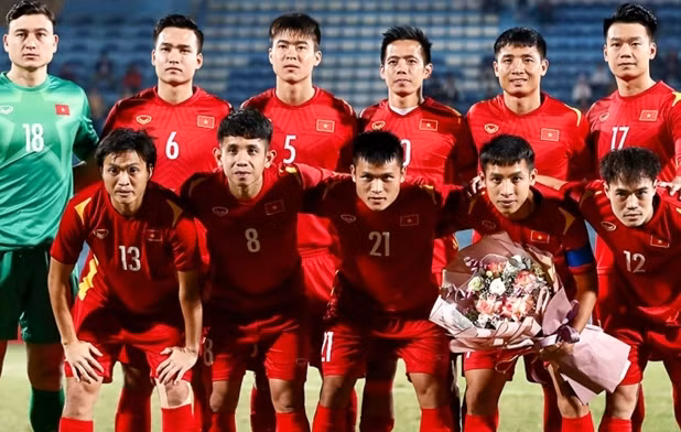 Tuyển Việt Nam đang tích cực tìm kiếm thuyền trưởng mới.
