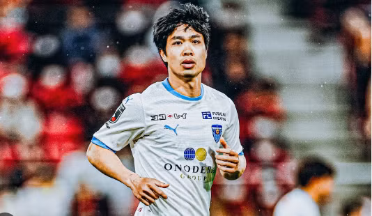 Công Phượng tiếp tục gắn bó với Yokohama FC thay vì về nước.
