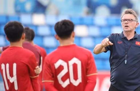Tuyển Việt Nam giao hữu với Hàn Quốc trước thềm VL World Cup 2023.