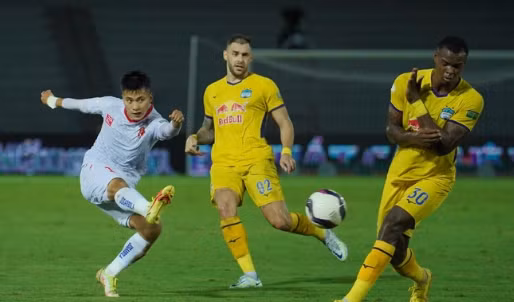 Hoàng Anh Gia Lai để Hải Phòng cầm hòa ở vòng 17 V.League.