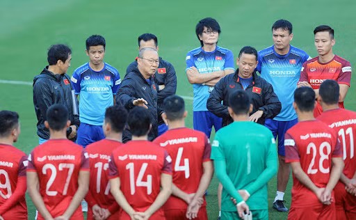 Tuyển Việt Nam nguy cơ đá AFF tại Thái Lan.