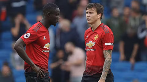 Lindelof và Eric Bailly được cho là không còn tương lai ở Old Trafford.