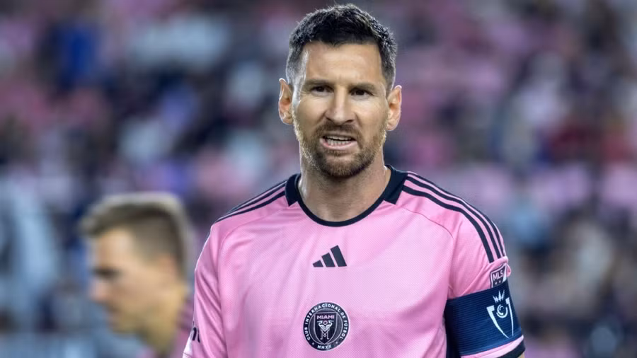 Giá vé xem Messi thi đấu liên tục tăng qua mỗi vòng đấu.