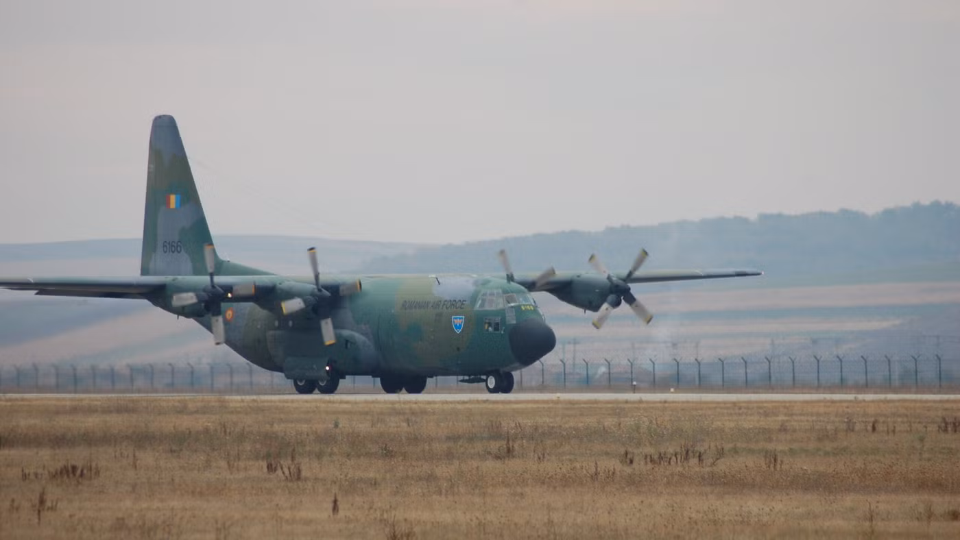 Mỹ tặng miễn phí vận tải cơ C-130H Hercules cho đối tác