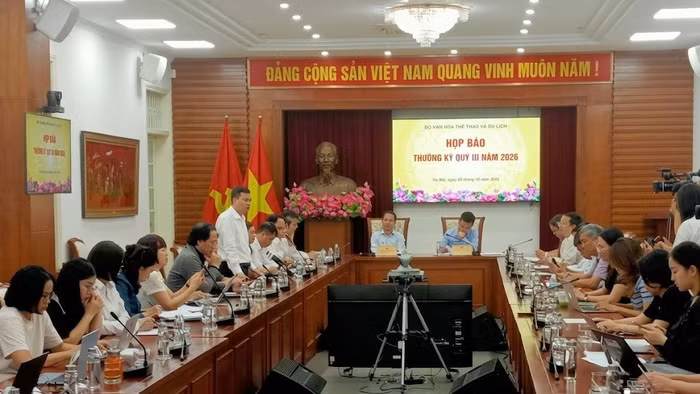 Quang cảnh họp báo thường kỳ quý III/2026 của Bộ VH,TT&DL.