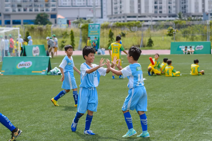 nestle-viet-nam-tich-cuc-dong-hanh-cung-cac-hoat-dong-the-thao-hoc-duong.jpg