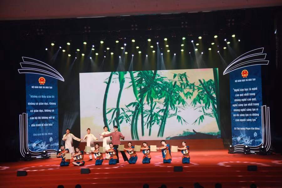 van-nghe-1.jpg