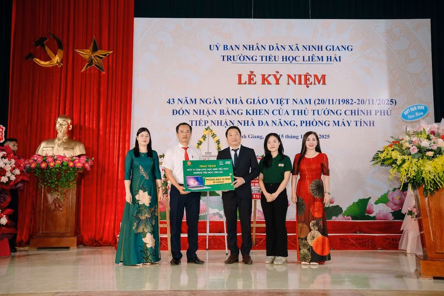tang-may-tinh-3.jpg