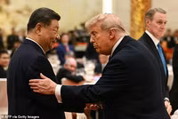 cang-thang-bat-ngo-trong-chuyen-tham-bac-kinh-cua-trump-5.png