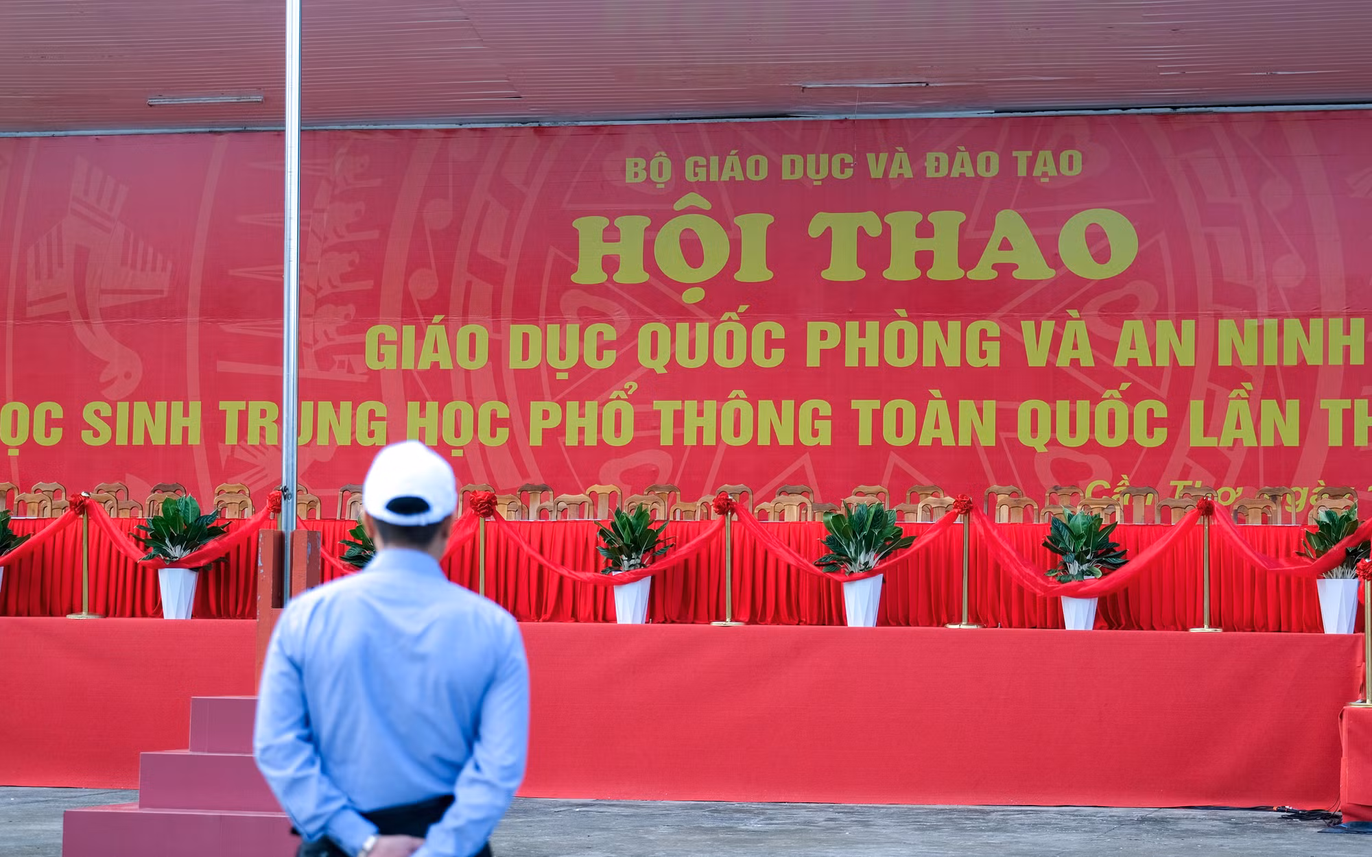 Hội thao Giáo dục quốc phòng và an ninh (GDQP&AN) học sinh trung học phổ thông toàn quốc lần thứ III năm 2022 được tổ chức tại TP Cần Thơ, diễn ra từ ngày 12/12 đến 17/12. Hội thao Giáo dục quốc phòng và an ninh (GDQP&AN) học sinh trung học phổ thông toàn quốc lần thứ III năm 2022 được tổ chức tại TP Cần Thơ, diễn ra từ ngày 12/12 đến 17/12.