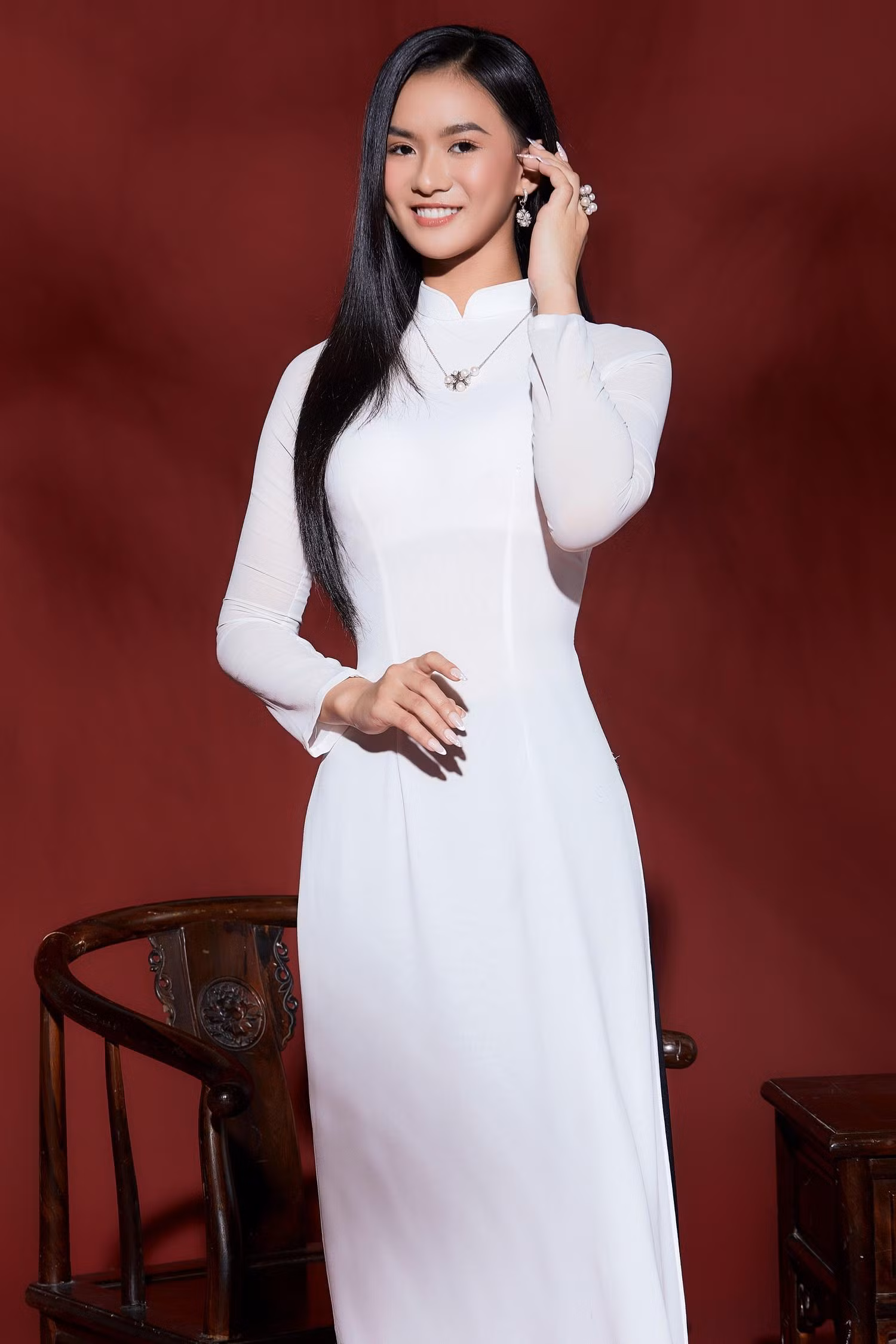 Trần Thị Hồng Nhung.