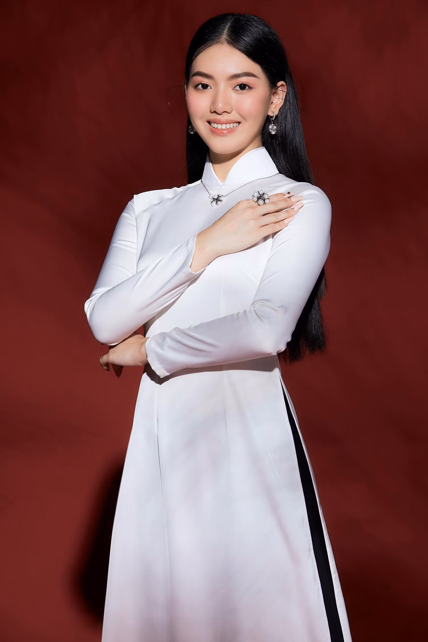 Nguyễn Hoàng Yến.