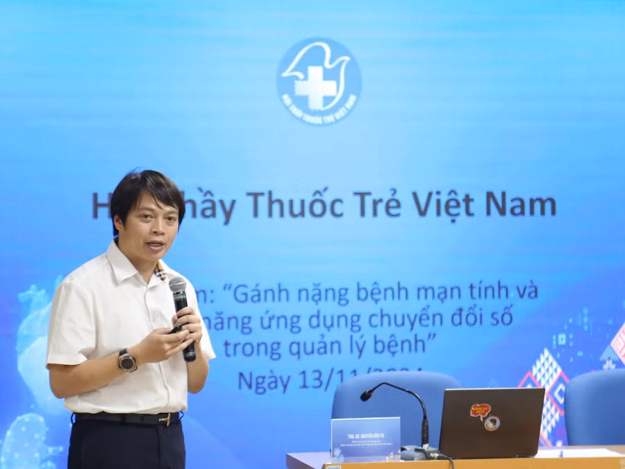Phó Chủ tịch, Tổng Thư ký Hội Thầy thuốc trẻ Việt Nam Nguyễn Hữu Tú.