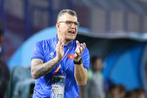 HLV C.Roland hài lòng với trận hòa của U17 Việt Nam trước U17 Australia.