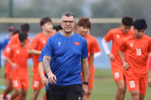 U17 Việt Nam thua sát nút Bắc Ninh FC. 