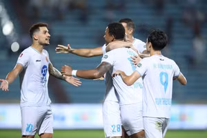 Giải V-League 2025/26 sẽ có 2 suất xuống hạng.