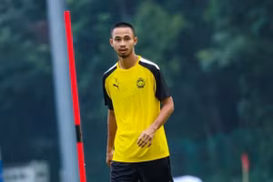 Wan Kuzain Wan Kamal không dự trận bán kết ASEAN Cup với tuyển Việt Nam.