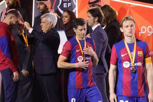  Barcelona làm khách của Monaco lúc 2h ngày 20/9.