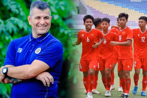 HLV C.Roland hài lòng với chiến thắng của U16 Việt Nam trước Uzbekistan.
