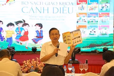 Tận dụng công nghệ với hệ tài nguyên trực tuyến của Bộ sách Cánh Diều