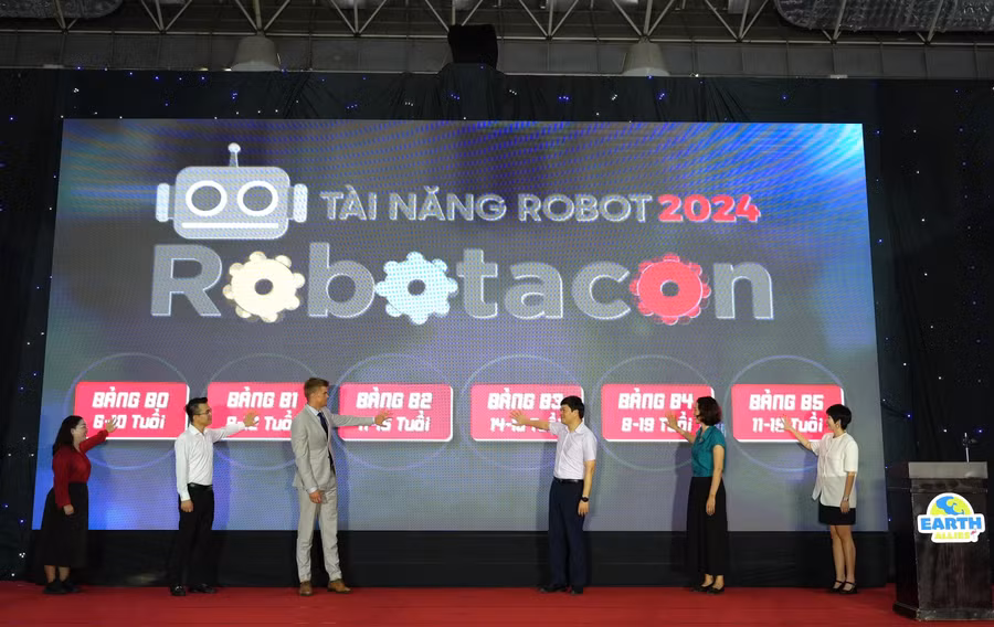 Hình Robotacon 6a VNM.JPG