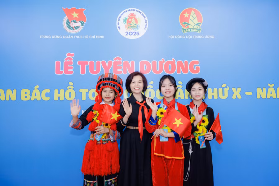 anh-9a-vnm.jpg