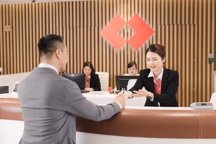 Lợi nhuận trước thuế Techcombank đạt 15,6 nghìn tỷ đồng, tăng 30% so với cùng kỳ năm