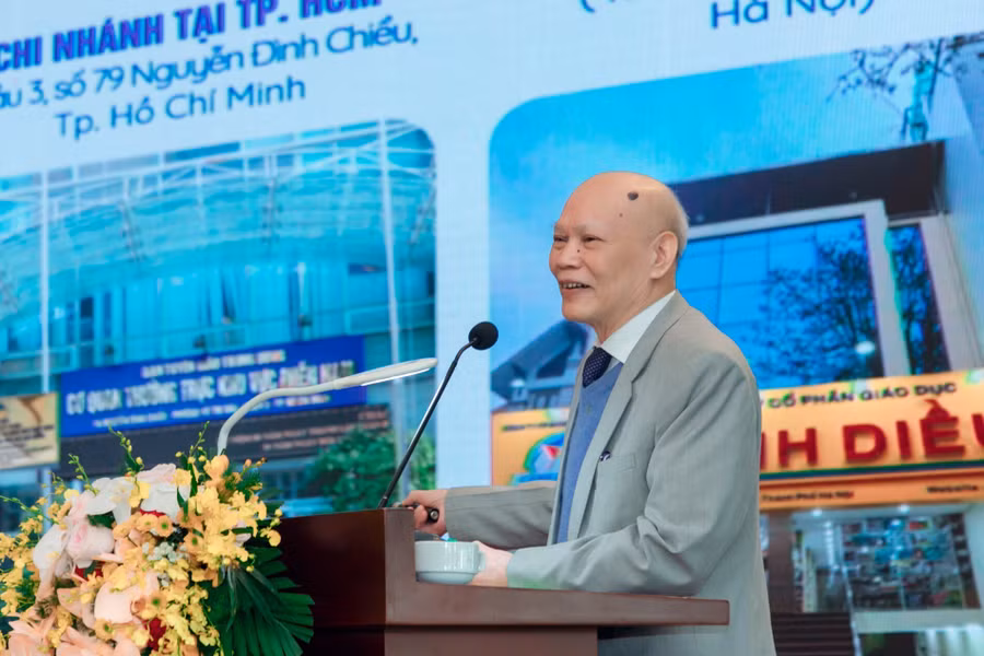 5-ong-vu-ba-khanh-tong-giam-doc-cong-ty-vepic-bao-cao-ket-qua-phat-hanh-nam-hoc-2023-2024.jpg
