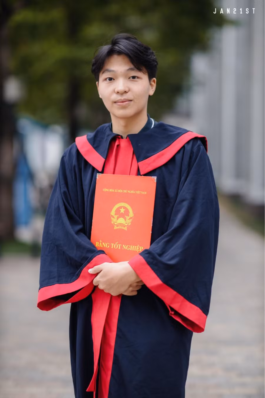 anh-2-vin-1.jpg