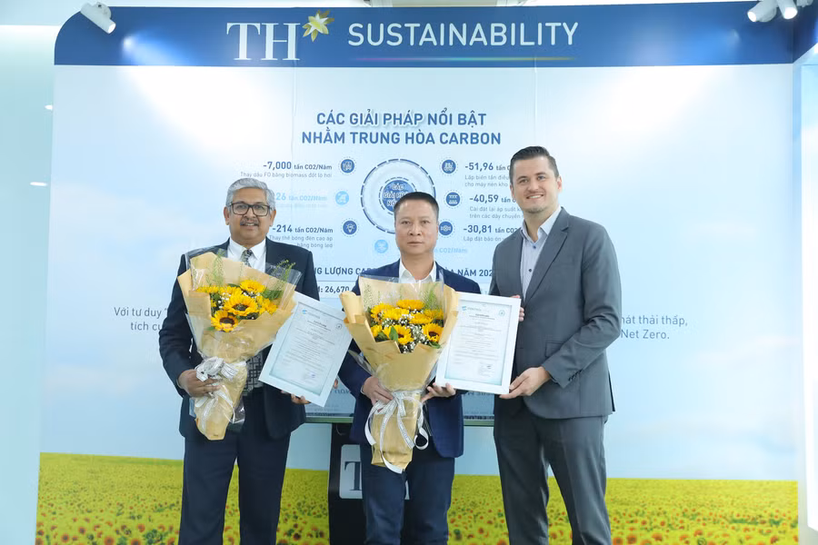 Hai công ty của Tập đoàn TH được cấp chứng nhận trung hòa Carbon Quốc tế