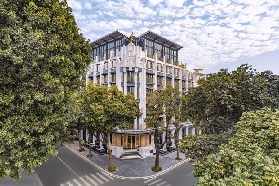 Capella Hanoi khép lại năm 2024 với nhiều giải thưởng danh giá
