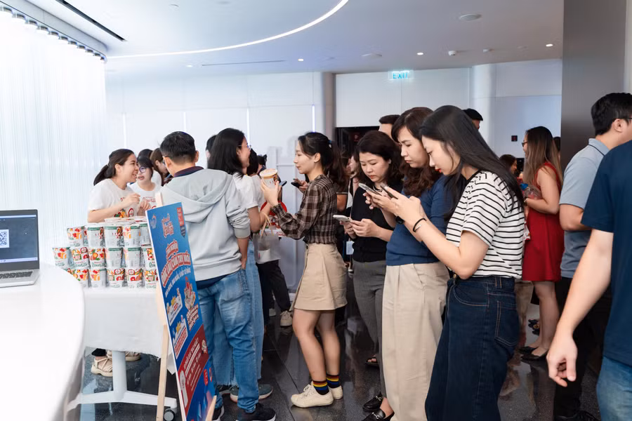 5-ms-nhan-vien-masan-consumer-hao-hung-tham-gia-hoat-dong-trai-nghiem-omachi-lau-cam-tay-1-san-pham-moi-ra-mat.jpg
